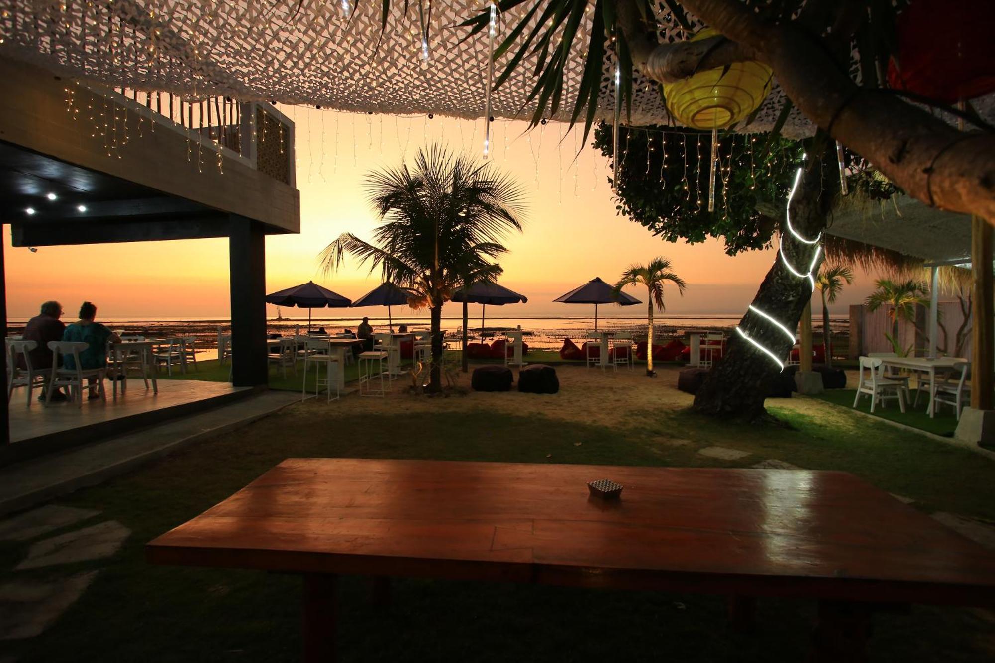 3 Monkeys Lembongan Studio Apartments Gym Recovery Centre Ngoại thất bức ảnh