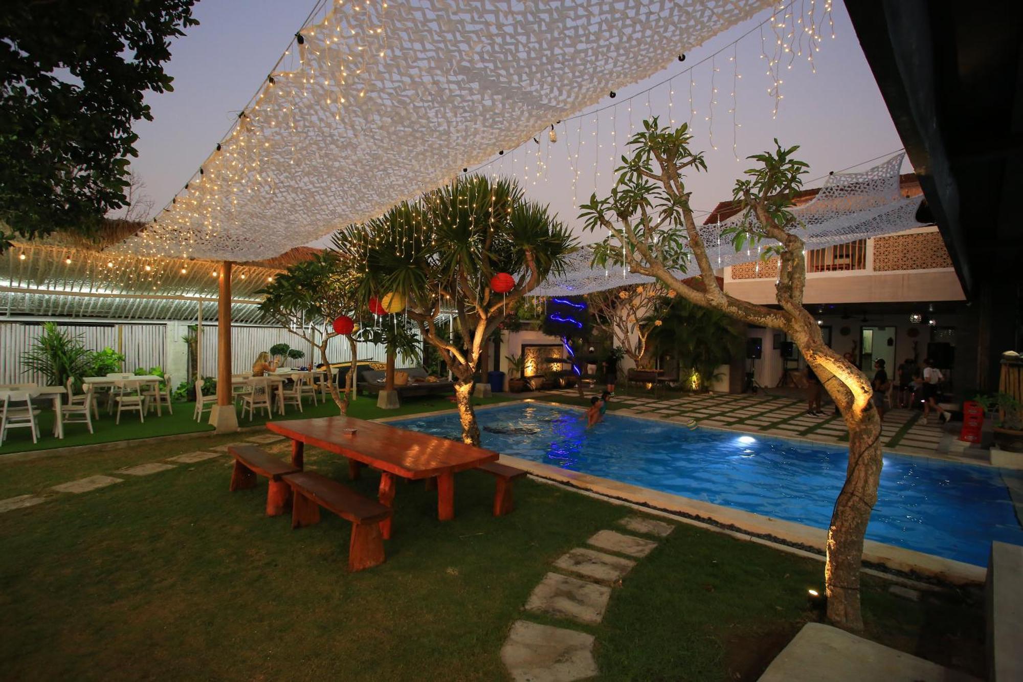 3 Monkeys Lembongan Studio Apartments Gym Recovery Centre Ngoại thất bức ảnh