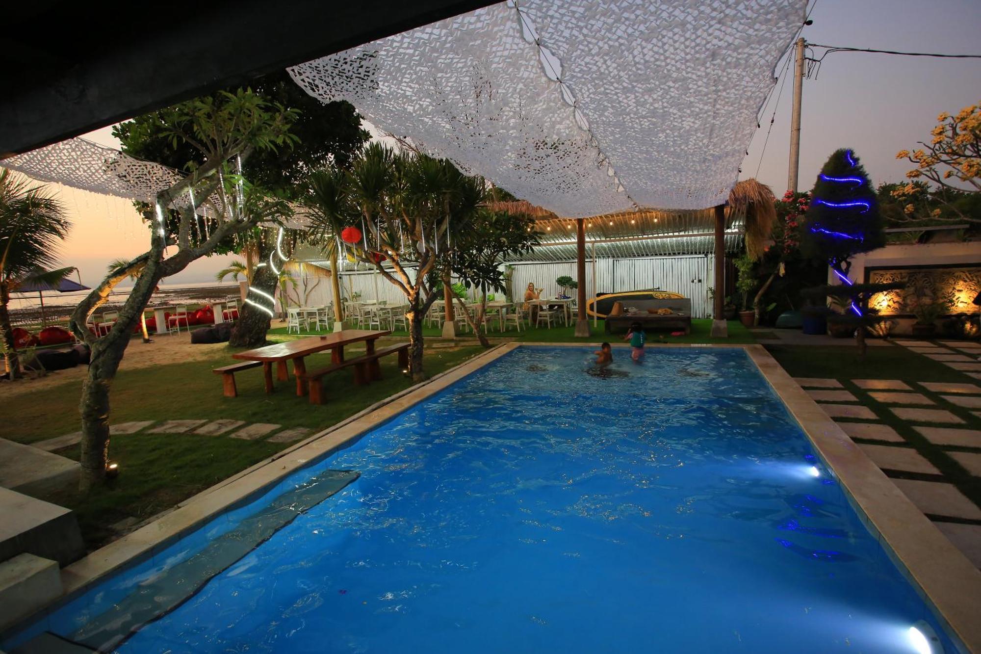 3 Monkeys Lembongan Studio Apartments Gym Recovery Centre Ngoại thất bức ảnh
